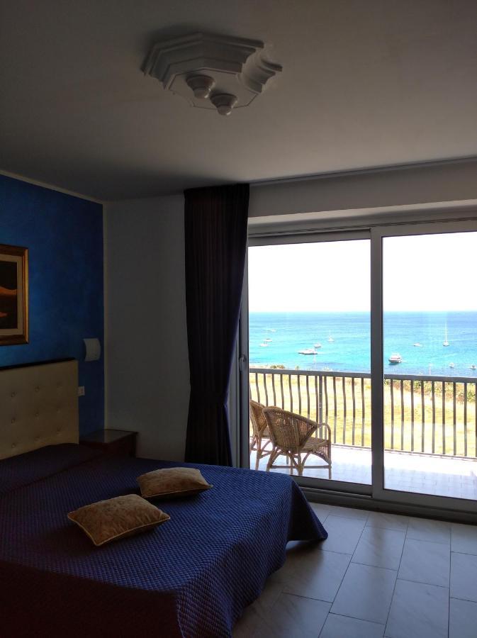 B&B Aquila Reale Portopalo Di Capo Passero Exterior foto